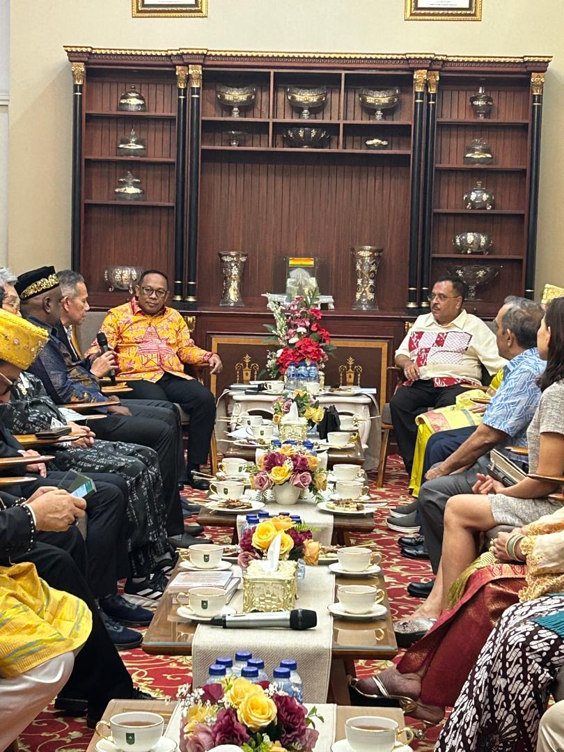Meeting with Bok Gubernur of Riau for strategic partnership and opening of one stop Center for approvals for investors from IEM